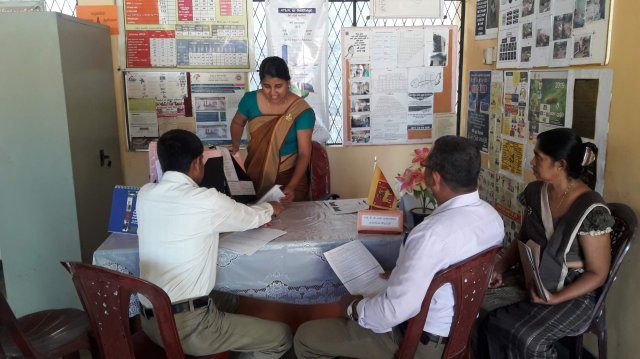 ආර්ථික සංවර්ධන නිළධාරි කාර්යාල තරගය  2018 - ඩබ්.ඩී.දිනේෂා කුමුදුනී ගුණසේකර මිය (වෙන්නප්පුව කොට්ඨාශයේ දෙවන ස්ථානය)