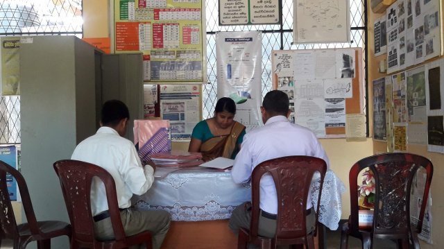 ආර්ථික සංවර්ධන නිළධාරි කාර්යාල තරගය  2018 - ඩබ්.ඩී.දිනේෂා කුමුදුනී ගුණසේකර මිය (වෙන්නප්පුව කොට්ඨාශයේ දෙවන ස්ථානය)