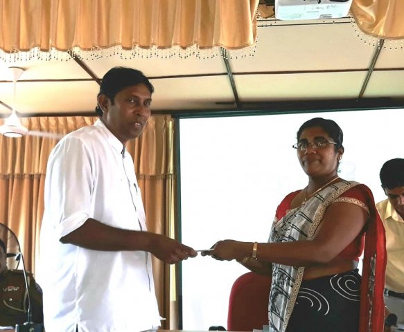 කාර්යාල තර﻿ඟ ත්‍යාග ප්‍රදානය 2019