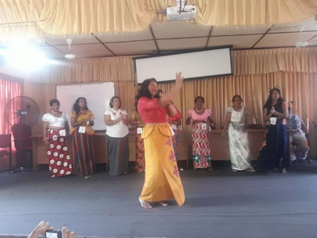 වැඩිහිටි අවුරුදු කුමාරයා/කුමාරිය තේරීම
